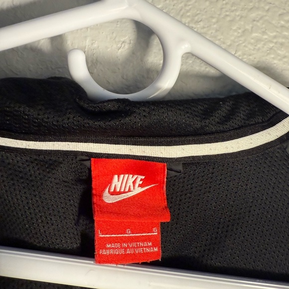 Nike Men's Charcoal Windbreaker Size Large - Picture 9 of 10